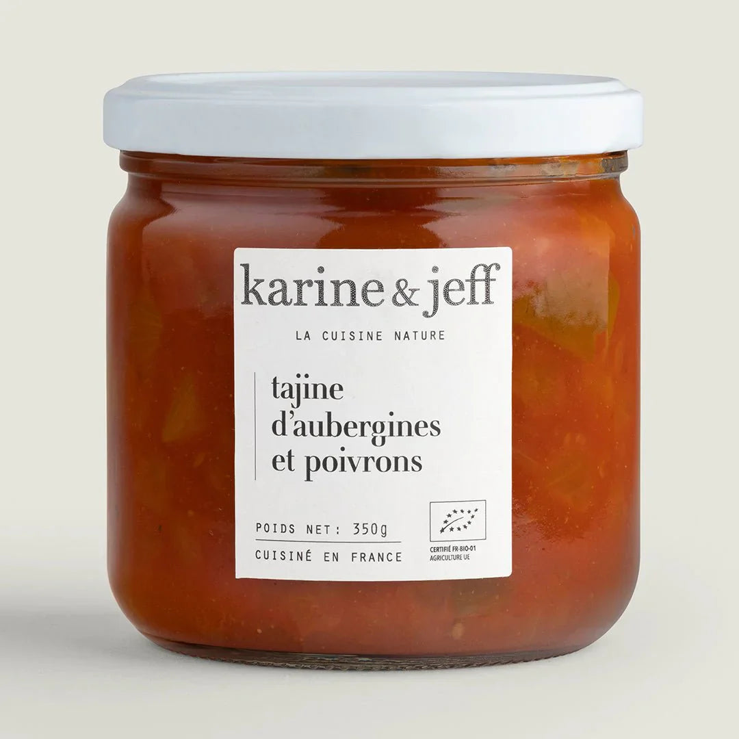 Rezeptidee: Tajine mit Auberginen und Paprika, Couscous mit Rosinen und frischen Kräutern