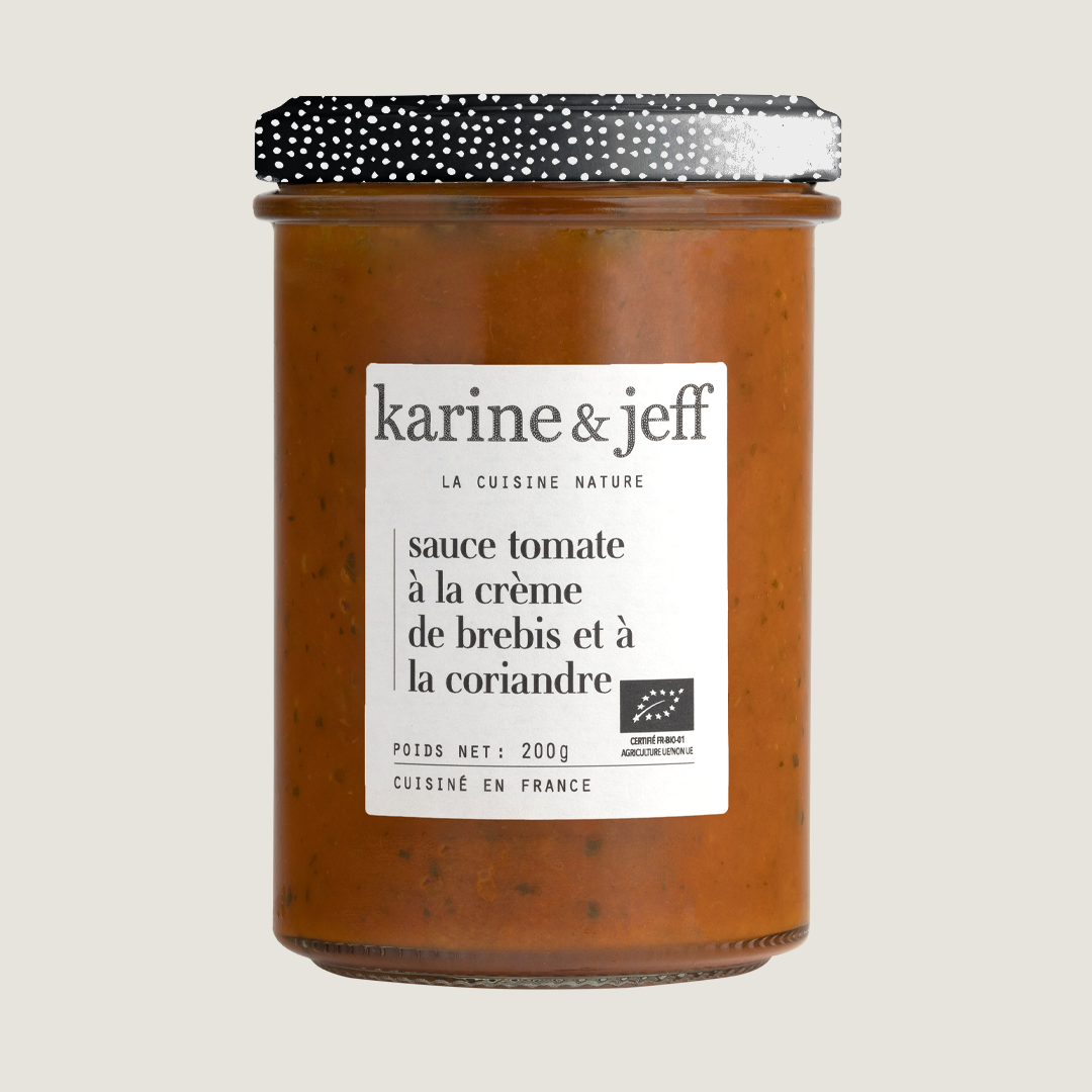 Sauce tomate à la crème de brebis et à la coriandre